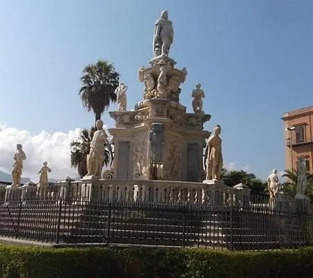 Casa Lo Re - Palazzo Normanni